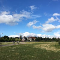 Photo taken at Pyhän Birgitan puisto by Skywalkerstyle on 8/7/2017