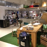 Photo taken at The Conran Shop Kitchen by Skywalkerstyle on 8/16/2015