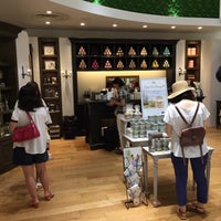 Photo taken at SABON by Skywalkerstyle on 8/16/2015