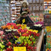 Photo taken at Flower Market by Héctor S P. on 6/21/2019
