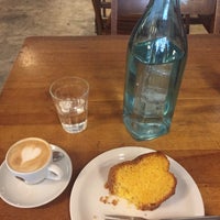 4/7/2017 tarihinde Cristiana B.ziyaretçi tarafından Alice Café'de çekilen fotoğraf
