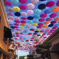 รูปภาพถ่ายที่ El Parián de Tlaquepaque โดย Alex G. เมื่อ 5/28/2016