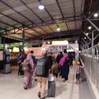 Photo taken at Stasiun Yogyakarta Tugu by Djuhaeriah D. on 9/21/2023