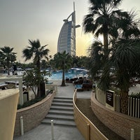 Photo taken at Jumeirah Beach Hotel by R A. on 5/1/2024