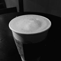 Photo taken at Starbucks by Guzz L. on 9/3/2023