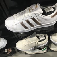 Foot Locker - Binnenstad - Veldstraat 80