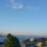 Das Foto wurde bei Orka Royal Hotel Istanbul von KàáN .. am 5/25/2019 aufgenommen