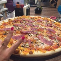 Photo taken at Pizza Celentano Ristorante by Tany S. on 8/2/2017