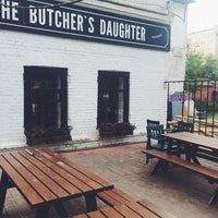Photo taken at The Butcher&amp;#39;s Daughter by Алёна В. on 8/25/2016