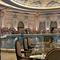 Foto tirada no(a) Turquoise Cigar Lounge - Ritz Carlton por D em 4/5/2024
