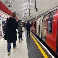 Photo taken at Liverpool Street London Underground Station by FC T. on 10/8/2023