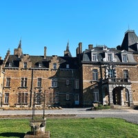 Снимок сделан в Château de la Poste пользователем Charlotte G. 4/20/2019