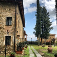 Photo taken at Il Castagnolo San Gimignano by Olia on 4/5/2018