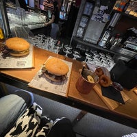 Foto tirada no(a) Addicted to Rock Bar &amp;amp; Burger por Jessie F. em 2/15/2024
