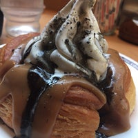 Photo taken at Komeda&amp;#39;s Coffee by ようすけ on 5/8/2022