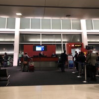 Photo taken at Gate A10 by Eric B. on 11/10/2017