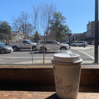 Photo prise au Spencer&amp;#39;s Coffee par Eric B. le2/29/2020