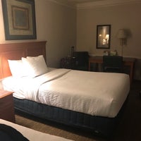 Снимок сделан в La Quinta Inn Austin South / I-35 пользователем Michelle M. 9/14/2019