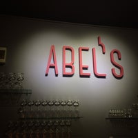 Foto tomada en Abel&amp;#39;s Wine Bar  por Georgiana M. el 11/25/2015