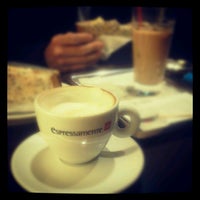 Photo taken at espressamente illy 東京駅キッチンストリート店 by Lily T. on 11/11/2012
