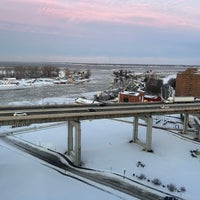 1/22/2024 tarihinde Lindsay S.ziyaretçi tarafından Buffalo Marriott at LECOM HARBORCENTER'de çekilen fotoğraf
