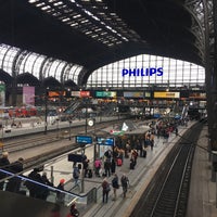 Photo taken at Hamburg Hauptbahnhof by Camilo K. on 10/23/2018