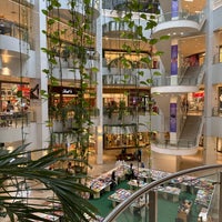 Foto diambil di Shopping Barra oleh Adel pada 5/8/2024