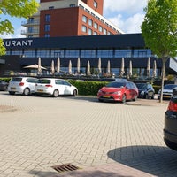 Photo taken at Van der Valk Hotel Zwolle by Jeroen E. on 5/14/2022