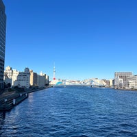 Photo taken at Sumidagawa-ohashi Bridge by かま く. on 1/27/2024