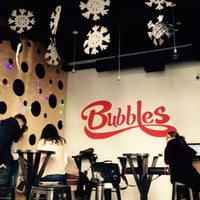 Photo prise au Bubbles par Катюша И. le12/21/2015
