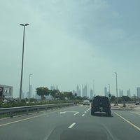 Foto diambil di Dubai World Trade Centre oleh ‏ℤAKARIYAッ🇴🇲 pada 5/12/2024