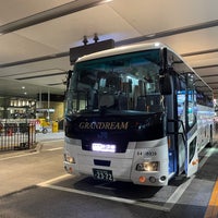 Photo taken at Osaka Sta. JR Expressway Bus Terminal by 路撮 on 3/8/2024