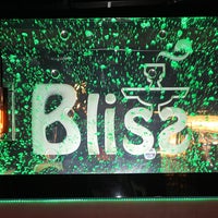 Foto tomada en Bliss Bar and Lounge  por Bliss Bar and Lounge el 9/22/2015