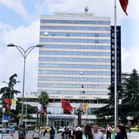 รูปภาพถ่ายที่ Tirana International Hotel &amp;amp; Conference Centre โดย Rahim S. เมื่อ 6/16/2019
