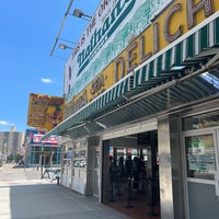 Photo taken at Nathan&amp;#39;s Famous by Veronika Š. on 5/29/2024