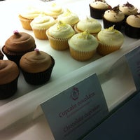 Photo taken at Liz&amp;#39;s Cupcakes by Alicia K. on 11/24/2012