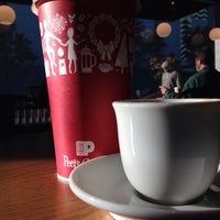 Foto tomada en Peet&amp;#39;s Coffee &amp;amp; Tea  por michael s. el 11/3/2015