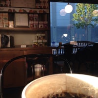 Das Foto wurde bei Peet&#39;s Coffee &amp; Tea von michael s. am 10/22/2015 aufgenommen