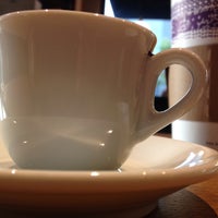 Das Foto wurde bei Peet&amp;#39;s Coffee &amp;amp; Tea von michael s. am 10/28/2015 aufgenommen
