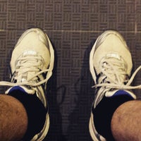 Foto tirada no(a) Fitness Hut por Ivo C. em 3/5/2015