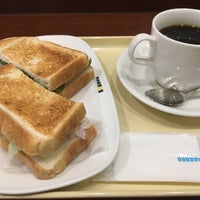 Photo taken at Doutor Coffee Shop by ぜーーーれ on 5/28/2022