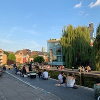 Photo taken at City Road Lock by Steph W. on 7/16/2019