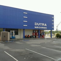 รูปภาพถ่ายที่ Dutra Máquinas โดย Thiago K. เมื่อ 12/20/2012