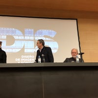 Photo taken at Facultad de Arquitectura, Diseño y Urbanismo (FADU - UBA) by Mena C. on 7/12/2018