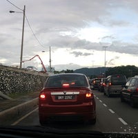 Traffic Light Pandan Indah PETRON - Intersection