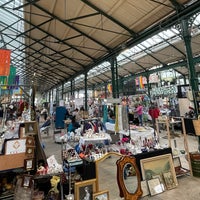 Foto diambil di St George&amp;#39;s Market oleh Jorge C. pada 8/21/2021