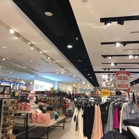 Forever 21 fecha lojas a 'conta-gotas', e 6 unidades ainda estão em  funcionamento