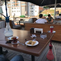 Photo taken at ŞİŞA NARGİLE CAFE by Mücahit S. on 6/29/2018