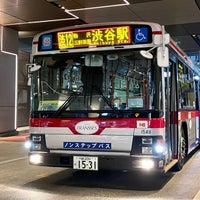 Photo taken at Shibuya Sta. West Exit Bus Terminal by 真沙みゅん †. on 5/6/2023