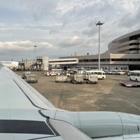 Photo taken at Gate 10 by 真沙みゅん †. on 9/30/2023
